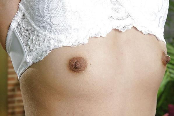 16P ストッキングで剃毛した十代の猫と小さなおっぱいを露出する素人アジア人美女
