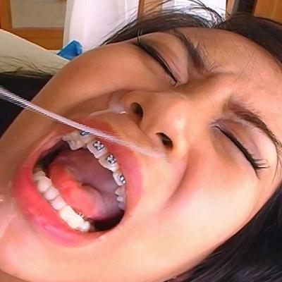 16P Chubby Asian girl Poy yakes a facial cumshot while showing her braces