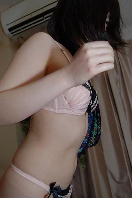 16P Smiley asian lovely Arisa Maeda undressing and spreading lower lips