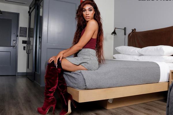 16P Schwarze TGirls Brooklynn