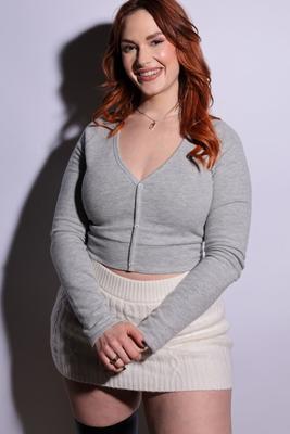 20P Chubby teen Siri Dahl unveils her monster curves and masturbates