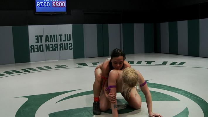 21P Ultimate Surrender Hollie Stevens, Mahina Zaltana