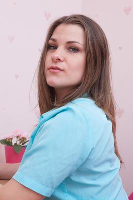 17P Busty Ukrainian secretary Bella Moore toys her furry beaver at work