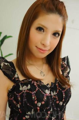 16P Tsubasa Aihara Asian fucks herself with vibrator and gets cum