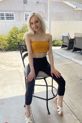 21P Blonde teen Scarlett Hampton shows off her puffy pussy up close