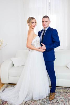21P Blonde bride Anna Khara gets fucked by her husband & the wedding photographer