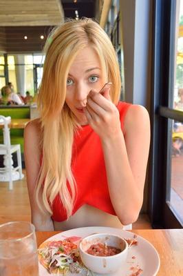 16P Sexy blonde hussy enjoys pleasuring her tight slit with a dildo