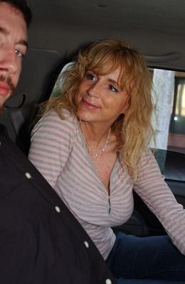 16P Slutty mature lady gets involved into blowjob on the back seat