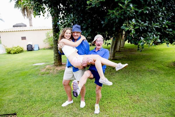 21P Amateur teen Bunny Babe gets her holes filled by two old men in the park