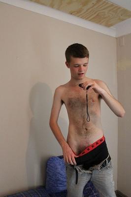 21P Amateursdoit Arthur Candy