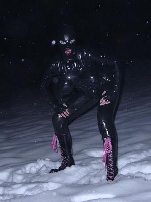 16P Rubber Tits Snow AngelLatex,Outdoors