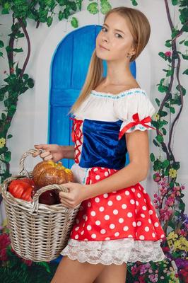 20P Cosplay cutie Flower sheds her costume to pose nude on her knees in socks