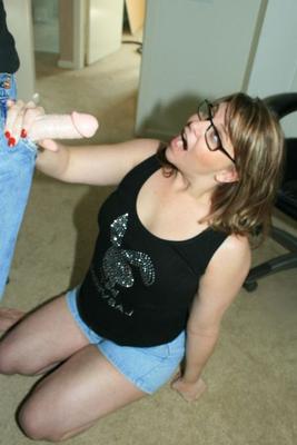 12P Horny fatty in glasses gives POV blowjob and gets her face drenched in cum