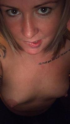15P Hotwife excêntrica