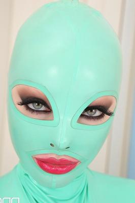 21P Babe in an aqua-blue latex suit Latex Lucy gets rammed by a masked man