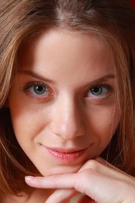 16P Teen model with girl next door looks strikes great poses while modeling naked