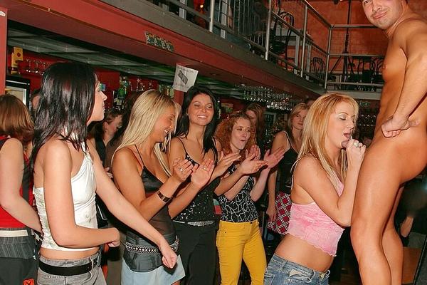 13P Young girls go crazy over during their first experience with male strippers