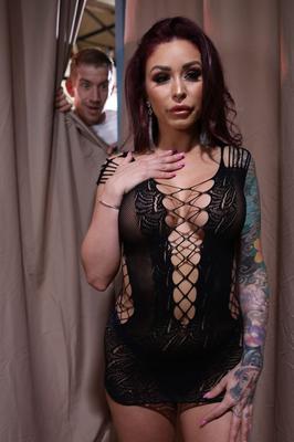 21P MILFs Like It Big ダニー D、モニーク アレクサンダー