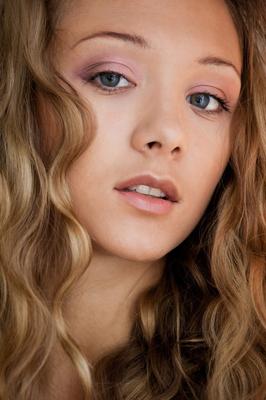 21P Met Art Lucy F