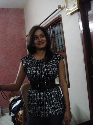 10P Indian solo girl sucks on the nipples of her big naturals during self shots