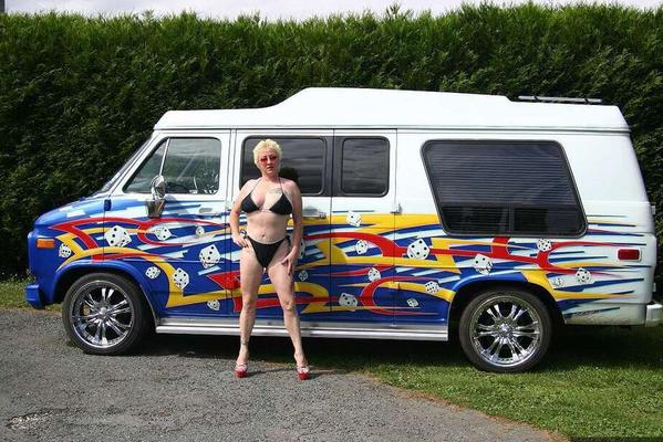20P Mature blonde Mary Bitch gets bare naked while washing a class B motorhome