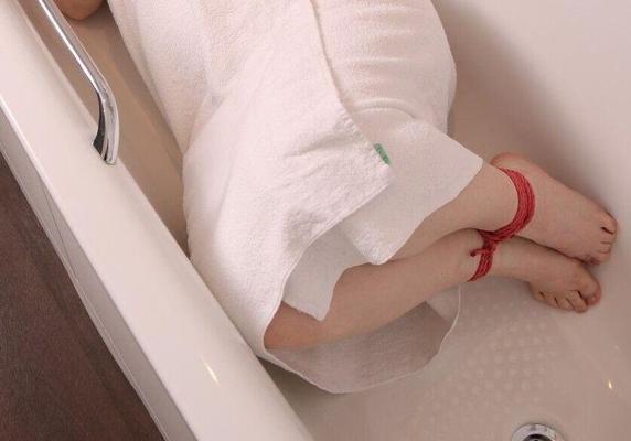 16P Black Fox Bound Bath Fixtures