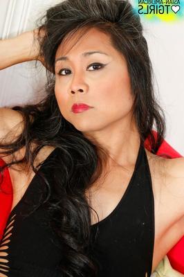 16P Asian TGirl Saskia