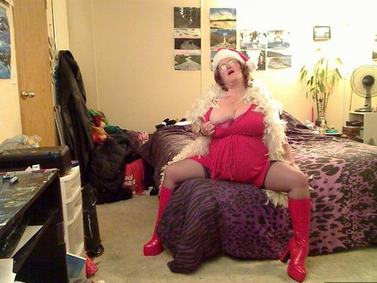 20P Mature redhead Misha MILF looses her big tits and cunt while in Xmas clothing