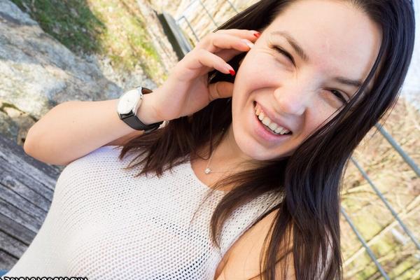 16P Solo girl Talia Amanda pulls out her knockers while wearing ripped jeans