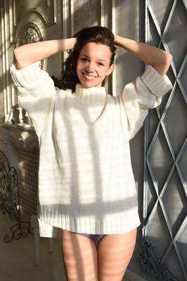 20P Stunning brunette Starlet naked & posing seductively in the window light