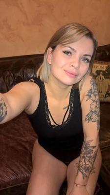 17P Blonde babe shows her small tits & her shaved pussy in black lingerie