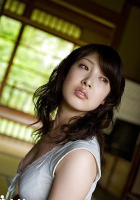 16P Bosomy asian cutie Saki Koto uncovering her seductive body