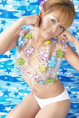 16P Ladyboy Glamour Underwater Fantasy