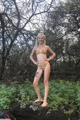 21P Amateur girlfriend Kate Bloom exposes her twat and small tits all over town