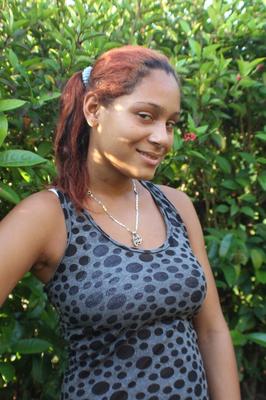 15P Dominican girl shows off her great tits and ass crack in the public sphere