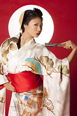 17P Japanese Playboy model Hiromi Oshima strips her kimono and bares her tits