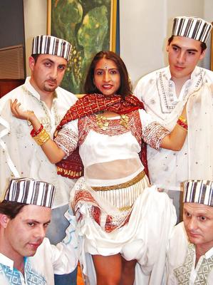 16P Salacious indian lassie has a wild groupsex with four well-hung guys