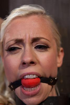 21P Blonde beauty Lorelei Lee gets tied up & gets her twat abused with clothespins