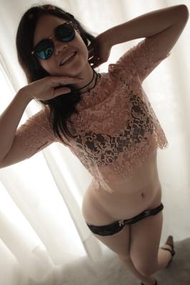 15P Long legged Yhivi in black panties giving handjob & sucking cock in hot 3some