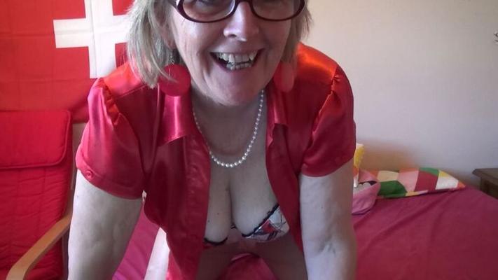 20P Old amateur Abby Roberts sucks and tugs on a cock with her glasses on