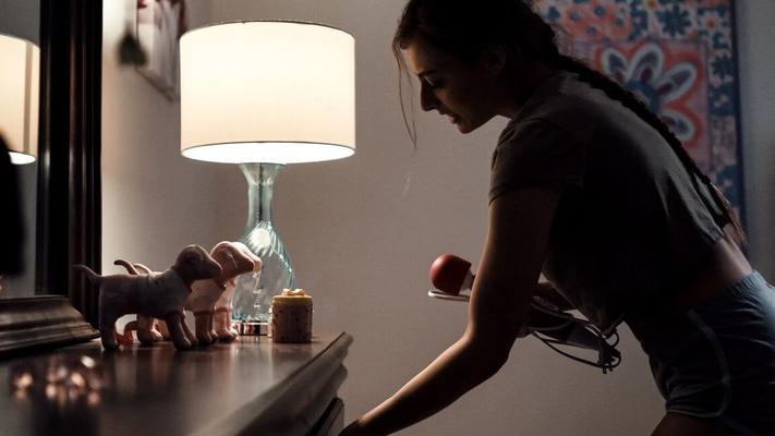 15P College girl Gia Derza engages in hardcore sex acts with her priest