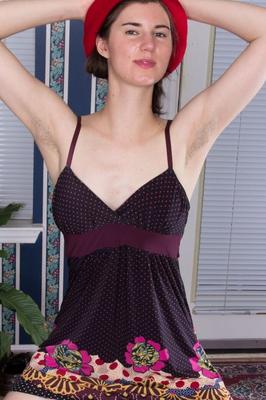 18P Pale skinny artist Kiyoko removes her frock to pose with hairy bush on display