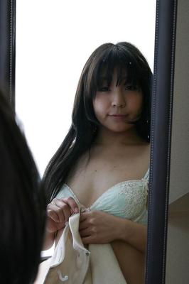 16P 黒パンストを履いた内気なアジア人が服を脱ぐ