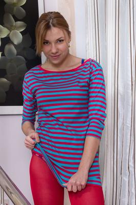 18P Adorable gal Alisia takeso off her colorful clothes and flaunts her hairy twat