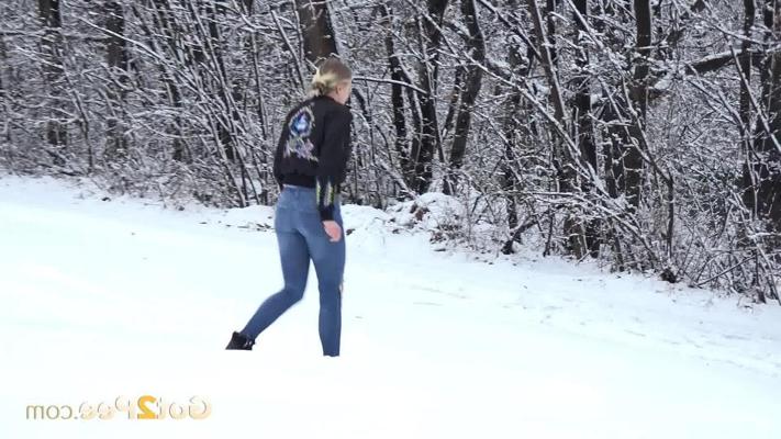 15P Blonde girl Gianna Ray pulls down ripped jeans to pee on snow-covered ground