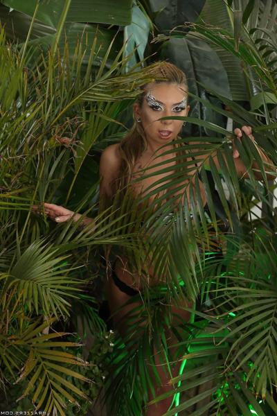 20P Petite Latina Kat Dior shows her tits & flashes her cunt in a tropical setting
