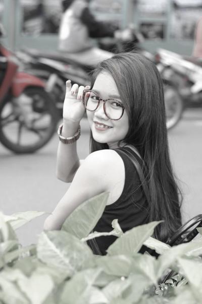 20P Pretty Asian babe shows off her petite body in a sexy black outfit