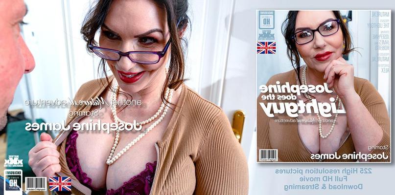 11P British amateur Josephine James sticks her tongue out for cum after a fuck