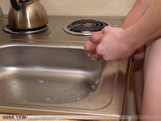 20P Handsome blonde Chris Taylor masturbates in the shower and in the kitchen