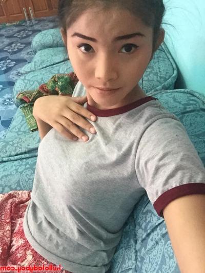 20P Pretty Asian shemale shows her lovely tits in a sexy selfie compilation